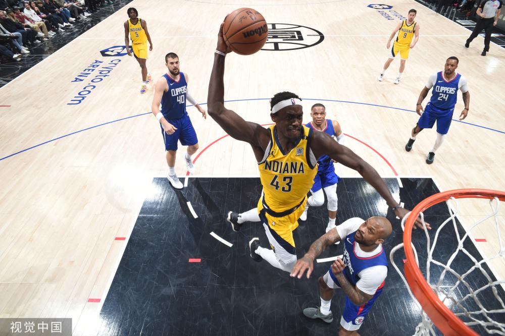 这种沉稳的 这种沉稳的